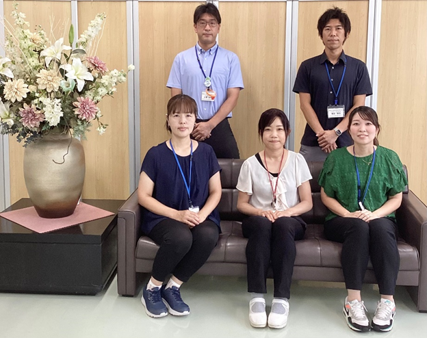 スタッフ紹介